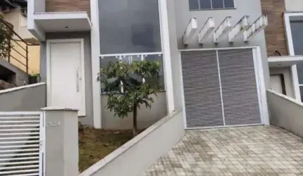 Casa com 3 quartos à venda na Rua Arthur Nahring, 116, Escola Agrícola, Blumenau, 154 m2 por R$ 650.000