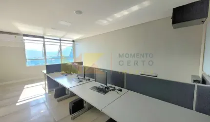 Ponto comercial com 3 salas para alugar na Rua 15 de Novembro, 550, Centro, Blumenau, 69 m2 por R$ 2.900