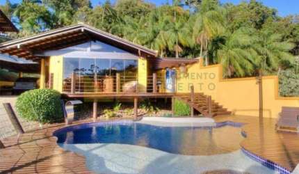 Casa com 3 quartos à venda na Rua Heinrich Hemmer, 2526, Badenfurt, Blumenau, 520 m2 por R$ 1.590.000