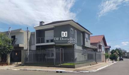 Casa com 3 quartos à venda no Igara, Canoas  por R$ 1.050.000