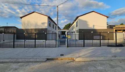 Casa com 2 dormitórios à venda, 45 m² por R$ 245.000,00 - Santa Isabel - São Gonçalo/RJ
