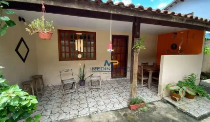 Casa com 3 dormitórios à venda por R$ 250.000,00 - Várzea das Moças - São Gonçalo/RJ