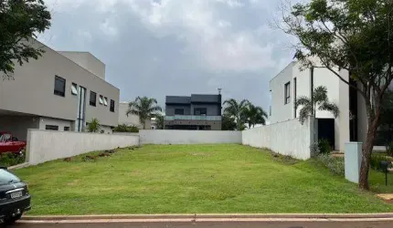 Terreno plano e de ilha Alphaville 2