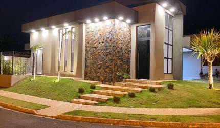 Otima casa no condominio Portal da Mata