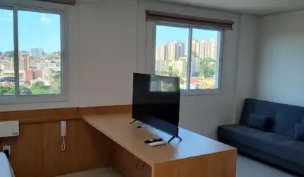 Apto de andar alto no centro