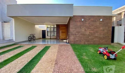 Casa com 3 suites no Cond Portal da Mata