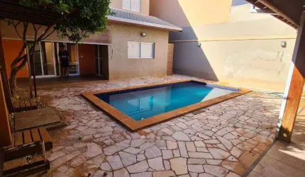 Casa completa no Cond San Marco