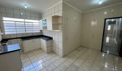 Casa terrea no Monte Alegre