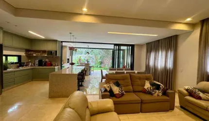 Casa com armarios no Residencial Bella Citta