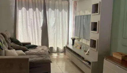Casa com quintal em Bonfim