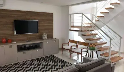 Casa com 3 dorm no Jardim Sul