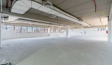 Sala comercial para alugar na Avenida Carlos Gomes, 466, Auxiliadora, Porto Alegre por R$ 15.000
