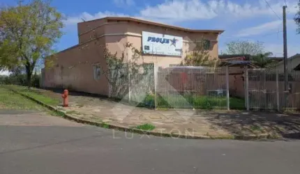 Barracão / Galpão / Depósito à venda na Rua Ouro Preto, 722, Jardim Floresta, Porto Alegre por R$ 800.000
