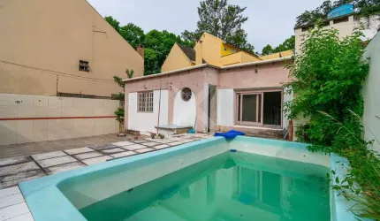 Casa com 4 quartos para alugar na Rua Laranjeiras, 117, Ipanema, Porto Alegre por R$ 6.500