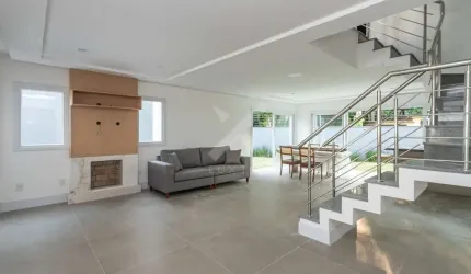 Casa em condomínio fechado com 3 quartos para alugar na Avenida Coronel Marcos, 1239, Pedra Redonda, Porto Alegre por R$ 19.900