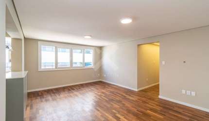 Apartamento com 3 quartos à venda na Avenida Carlos Gomes, 1652, Três Figueiras, Porto Alegre por R$ 790.000