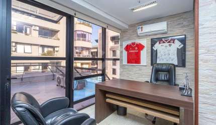 Sala comercial para alugar na Avenida Praia de Belas, 2174, Praia de Belas, Porto Alegre por R$ 5.000