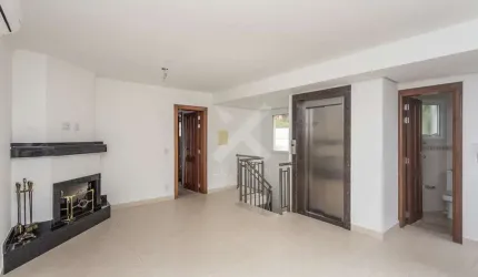 Casa em condomínio fechado com 3 quartos para alugar na Avenida Padre Cacique, 1870, Praia de Belas, Porto Alegre por R$ 9.000