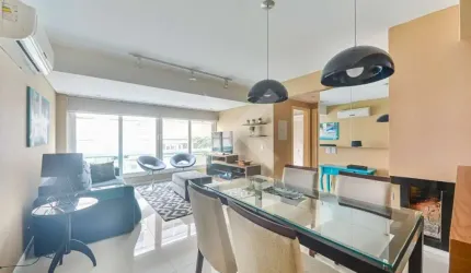 Apartamento com 2 quartos para alugar na Avenida Lavras, 300, Petrópolis, Porto Alegre por R$ 5.000