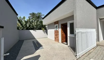 Casa com 3 dormitórios sendo uma suíte à venda - Santo Antonio - São José dos Pinhais/PR