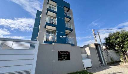 Apartamento Com 02 Quartos e Sacada Com Churrasqueira!