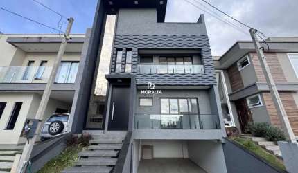 TRIPLEX EM CONDOMINIO FECHADO - BAIRRO COSTEIRA
