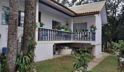 REFÚGIO NATURAL EM MANDIRITUBA: CHÁCARA COM 3.700m²
