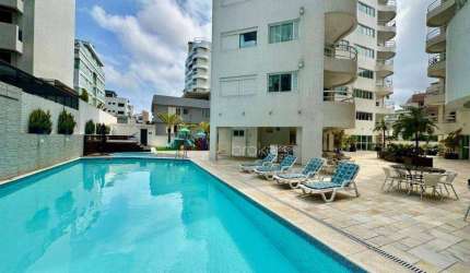 APARTAMENTO DOS SONHOS À BEIRA-MAR: MOBILIADO, COMPLETO E EM LOCALIZAÇÃO IMPERDÍVEL!