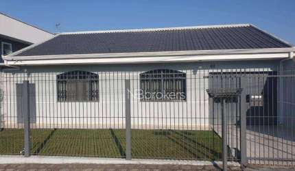 3 QUARTOS, EDÍCULA COM CHURRASQUEIRA E GARAGEM PARA 3 CARROS!