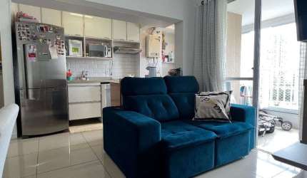 Apartamento à venda na Vila Andrade, São Paulo-SP: 2 quartos, 1 suíte, 2 banheiros, 2 vagas de garagem, 62m² de área.