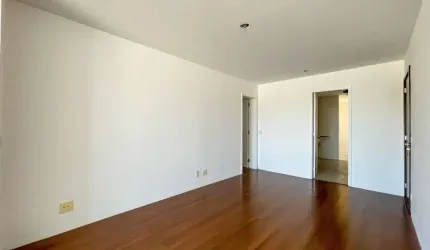 Apartamento de luxo no Panamby, São Paulo-SP: 3 quartos, 2 suítes, 3 banheiros, 3 vagas de garagem, 128m² de área. Venha conferir!