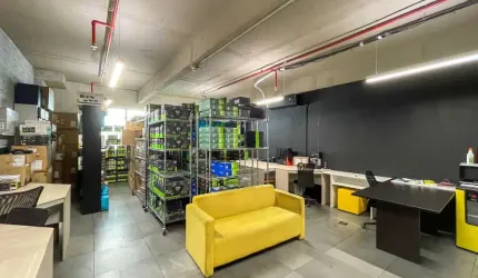 Excelente Sala Comercial à Venda na Vila Andrade, São Paulo-SP - 1 vaga de garagem e 60,00m² de área!
