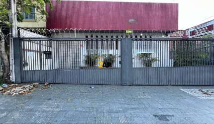 Ponto Comercial/Loja/Box para Aluguel em Santo Amaro