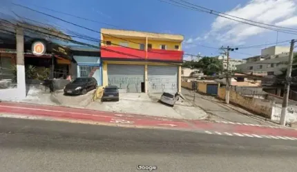 Loca comercial com 220m² para aluguel no Jardim São Luís