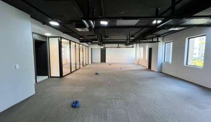 Conjunto comercial para venda ou aluguel no Brooklin