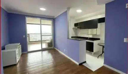 Apartamento de 2 quartos com suíte, 3 salas e 2 vagas de garagem em Santo Amaro, São Paulo-SP.