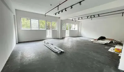 Sala à venda ns Vila Andrade ao lado do Shopping Jardim Sul
