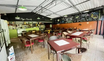 Casa Comercial no Paraíso do Morumbi, 1 Quarto, 1 Sala, 3 Banheiros, 250m²