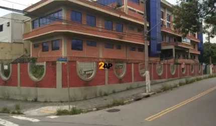 Prédio comercial com 4098m² para locação
