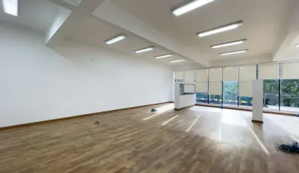 Prédio Comercial para locação Monousuário na Vila Guarani