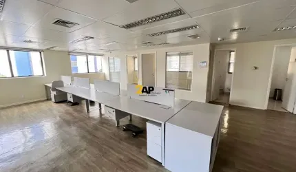 Aluguel de Conjunto Comercial no Brooklin: 5 salas, 7 banheiros, 6 vagas de garagem