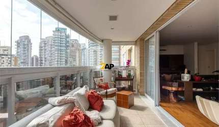 Alto Padrão! Apartamento à venda em São Paulo-SP, Vila Nova Conceição. 3 quartos, 3 suítes, 3 salas, 4 banheiros, 3 vagas, 166m².