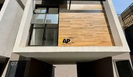 Casa de Condomínio á venda em Brooklin Novo com 163m², 2 suítes e 2 vagas.