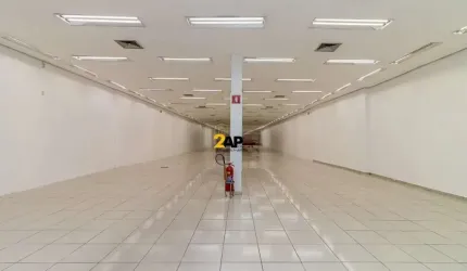 Loja para Aluguel na Rua Augusta: Ponto Comercial com 2 Banheiros e 570m² no Bairro Cerqueira César