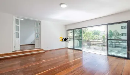 Apartamento á venda em Real Parque com 240m², 3 suítes e 3 vagas.