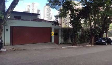 Casa Comercial à Venda na Vila Andrade com 3 Salas, 3 Banheiros e 2 Vagas de Garagem - 280 m² Área