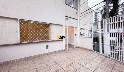 Luxuosa casa à venda em Perdizes, São Paulo-SP: 6 quartos, 1 sala, 4 banheiros, 3 vagas, 243m².