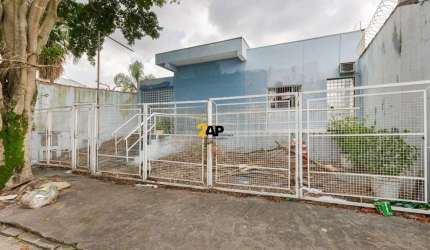 Casa Comercial para Locação em SP - Bairro Vila Pirajussara  9 Salas, 4 Banheiros, 6 Vagas de Garagem  300m² de Área