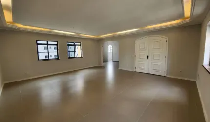 Apartamento reformado sendo 334 m²  4 dormitórios, 2 suítes , 3 vagas - Boqueirão