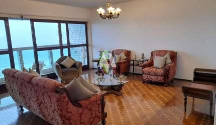 Apartamento  á venda frente mar em Santos